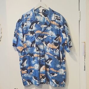 Men's Hawaiian shirt, size XL, double breast pockets.
